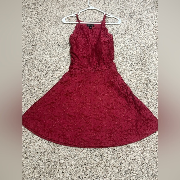 Elegant Red Lace Dress Sz S - Picture 1 of 6